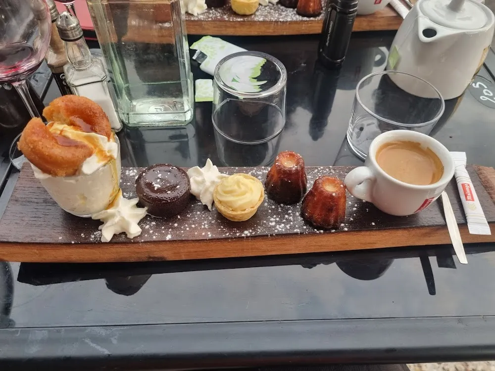 Café Gourmand